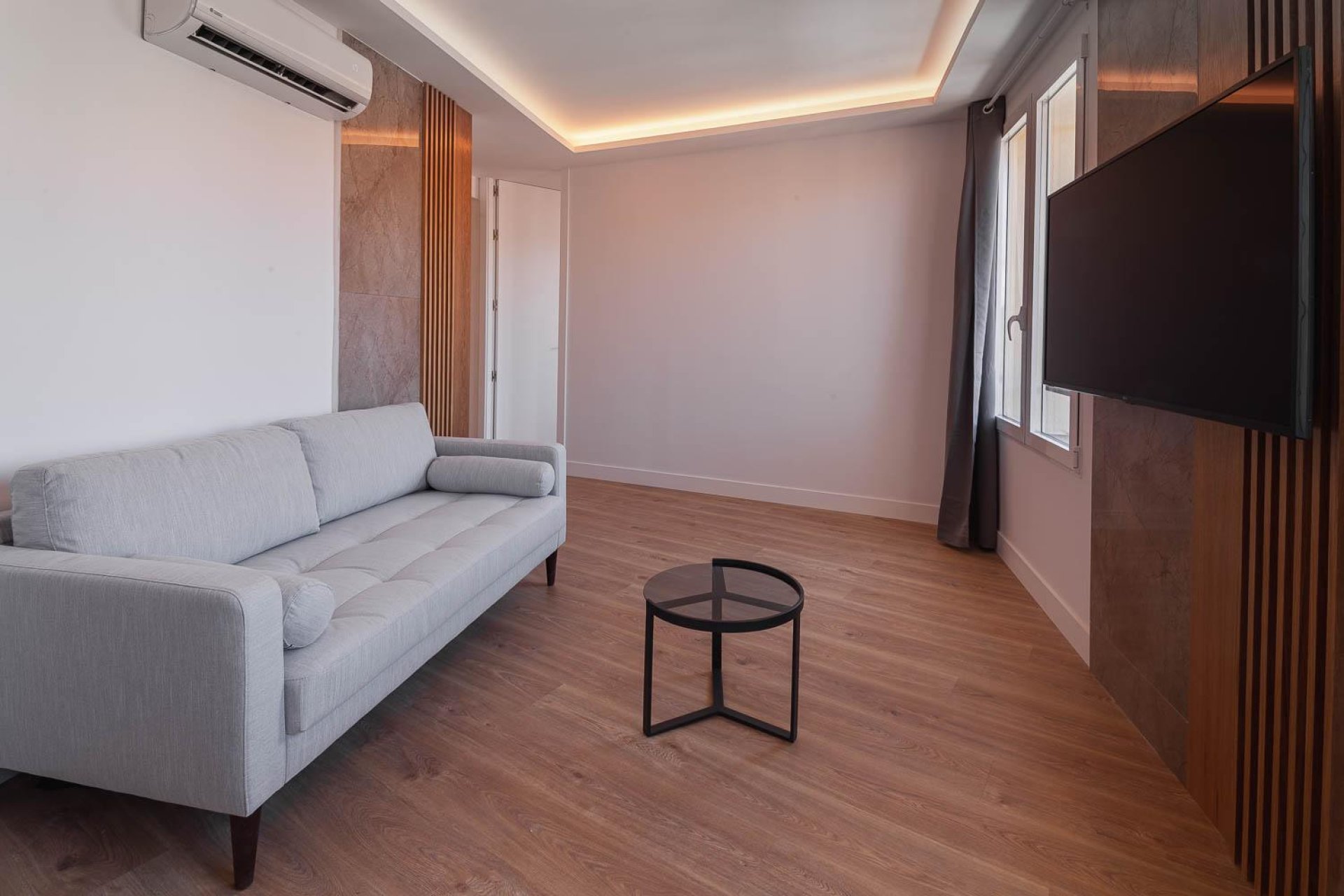 Resale - Apartment - Madrid