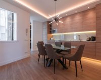 Resale - Apartment - Madrid