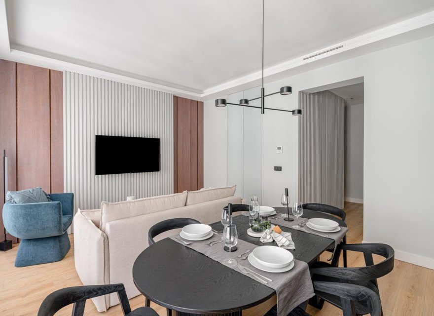 Resale - Apartment - Madrid