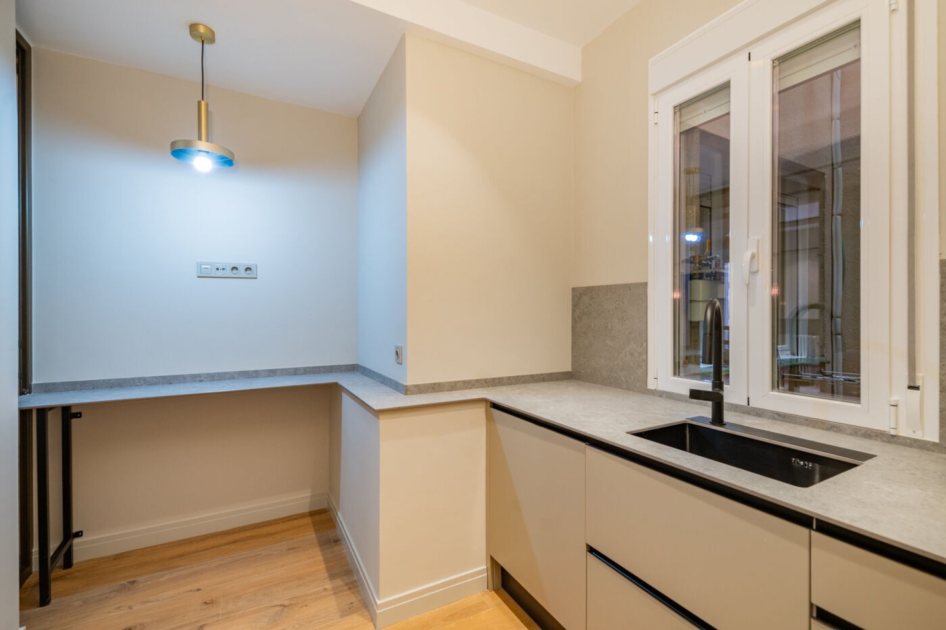 Resale - Apartment - Madrid