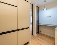 Resale - Apartment - Madrid
