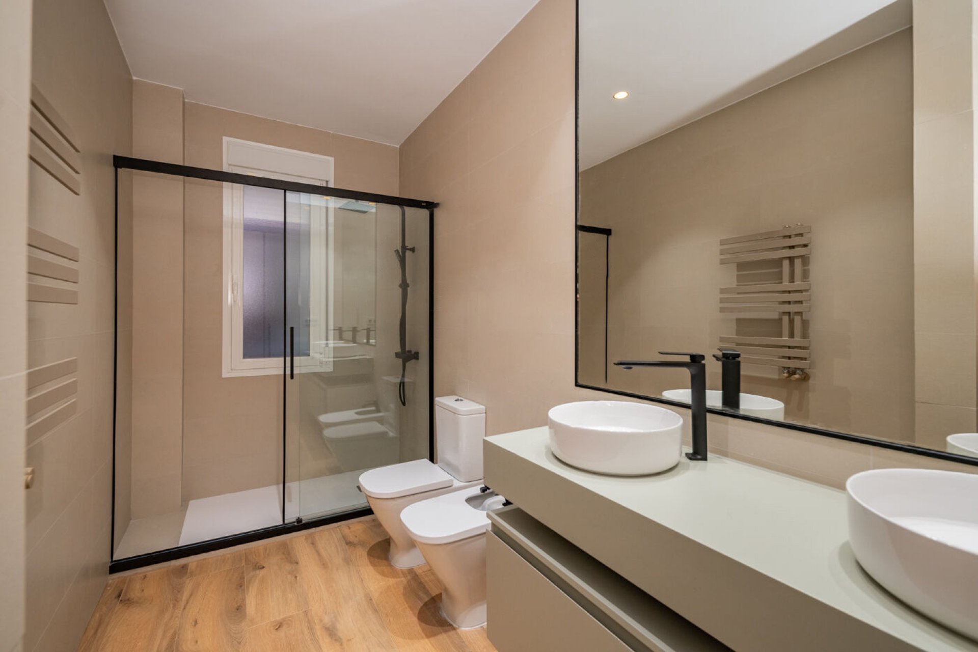 Resale - Apartment - Madrid