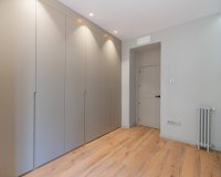 Resale - Apartment - Madrid