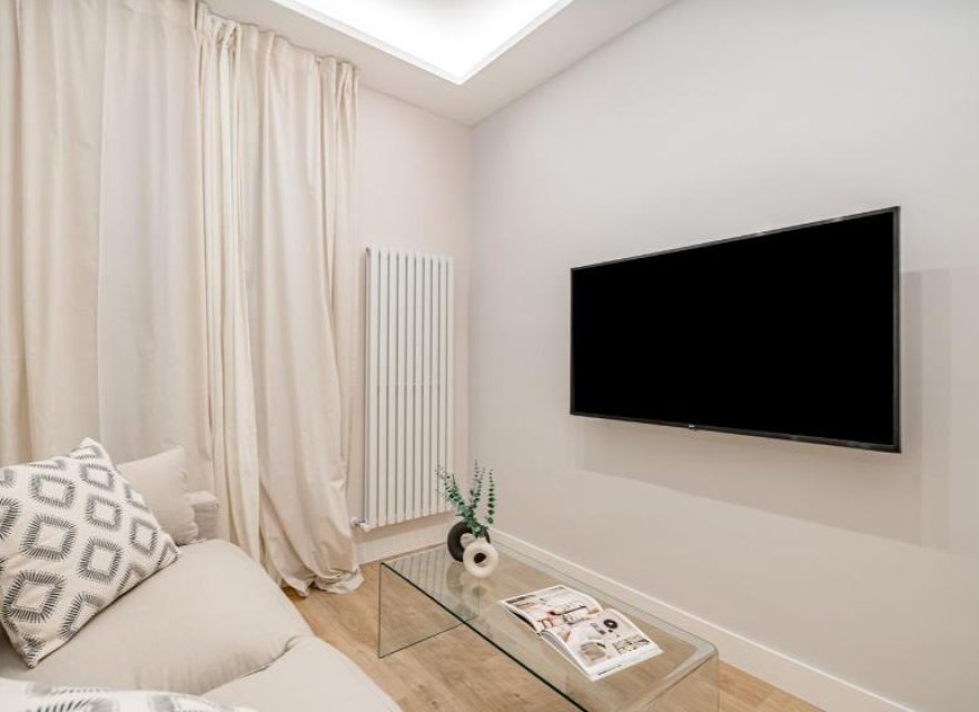 Resale - Apartment - Madrid