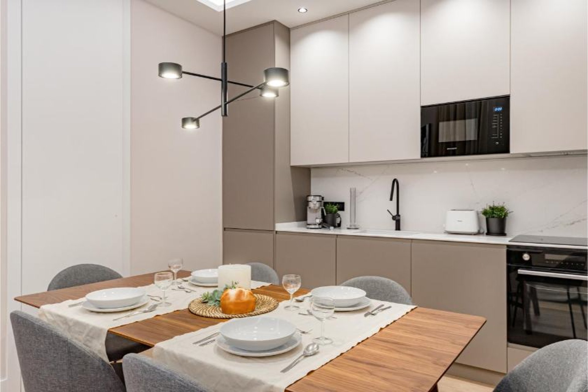 Resale - Apartment - Madrid