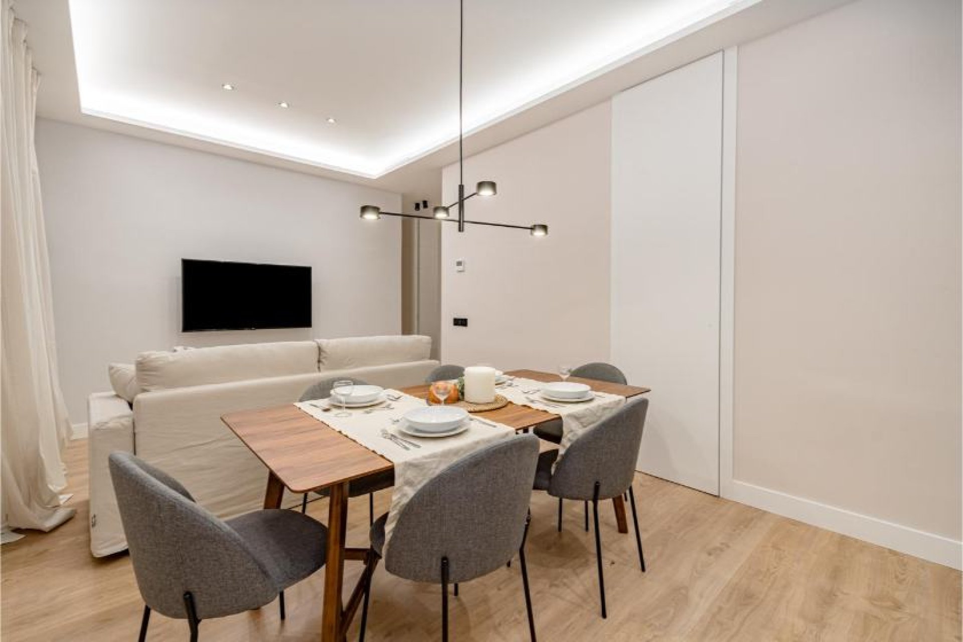 Resale - Apartment - Madrid