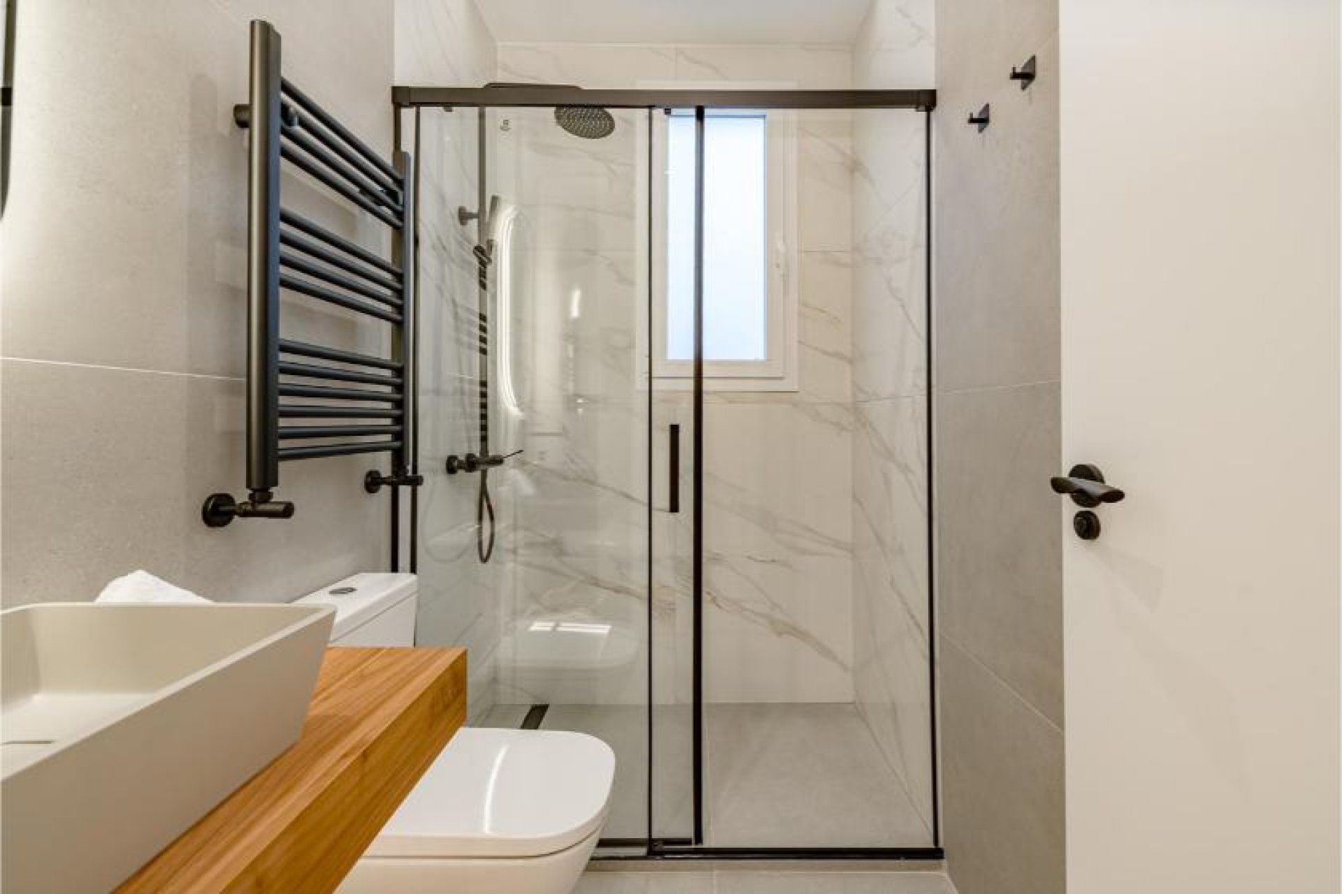 Resale - Apartment - Madrid