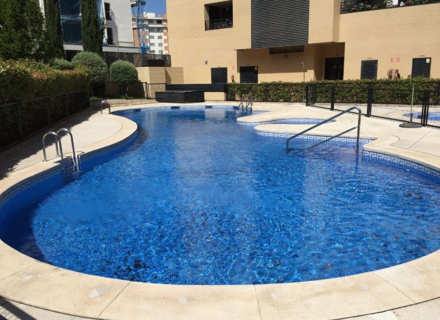 Resale - Apartment - Madrid