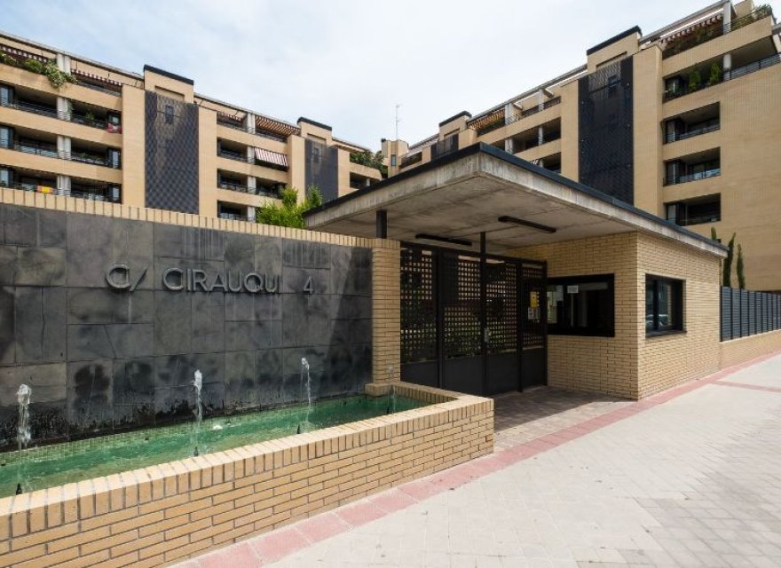 Resale - Apartment - Madrid