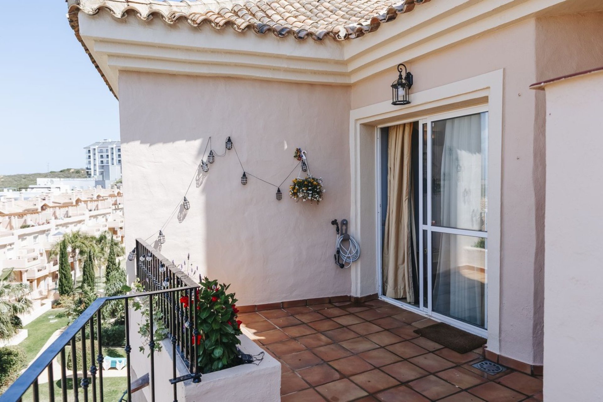 Resale - Apartment - Manilva - Costa del Sol