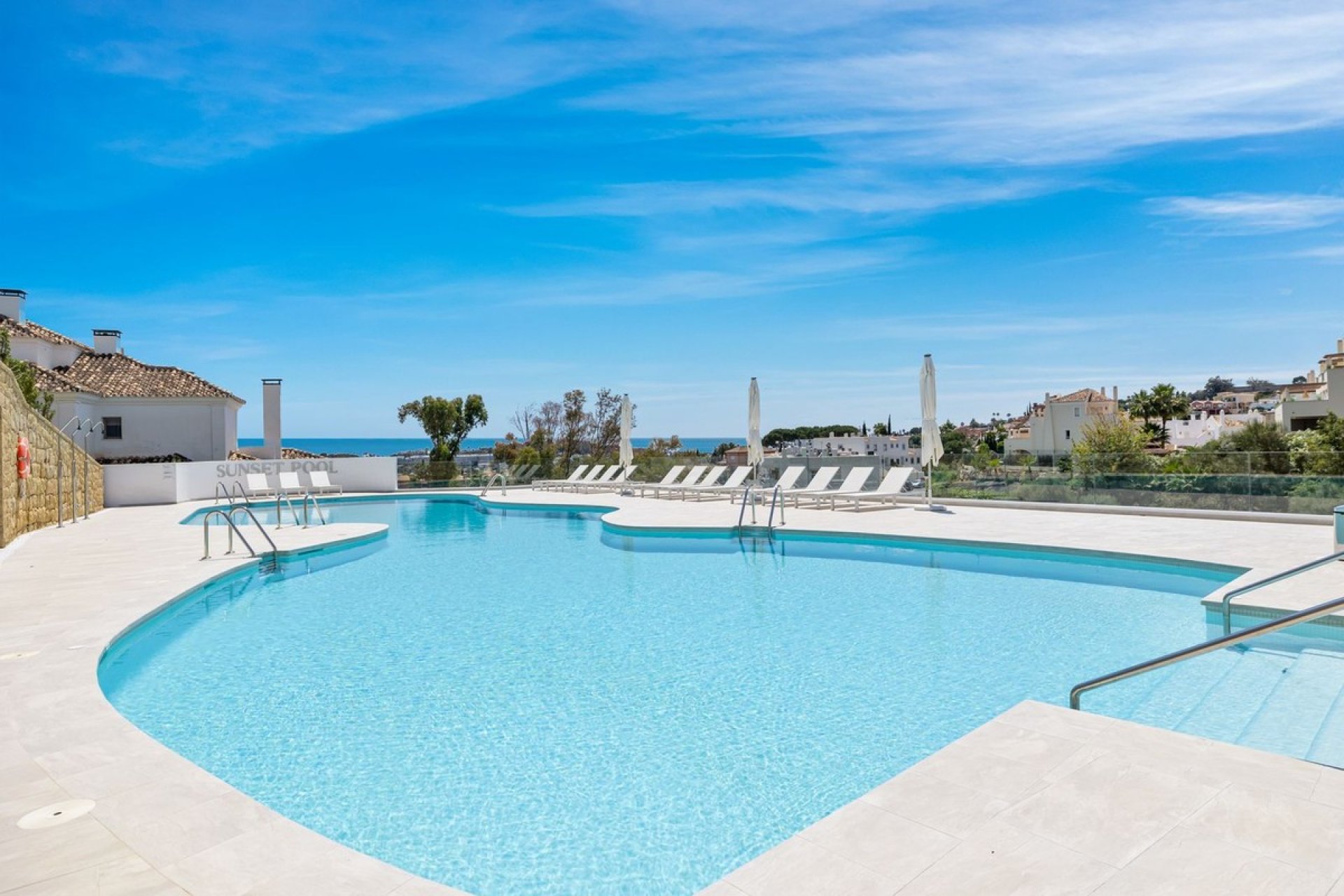 Resale - Apartment - Marbella - Costa del Sol