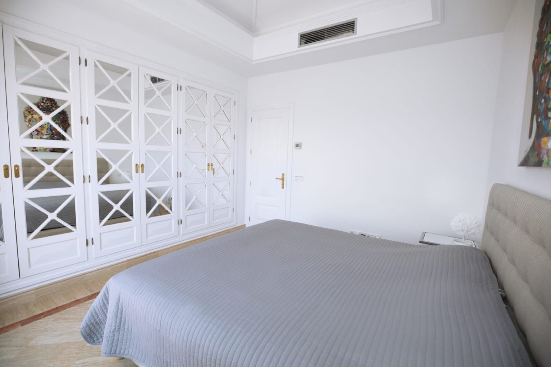 Resale - Apartment - Marbella - Costa del Sol