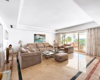 Resale - Apartment - Marbella - Costa del Sol