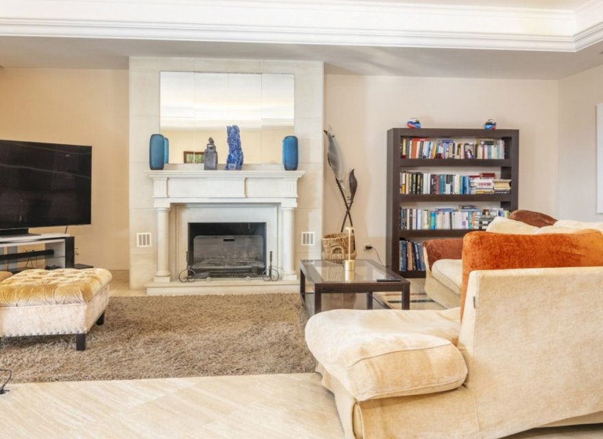 Resale - Apartment - Marbella - Costa del Sol