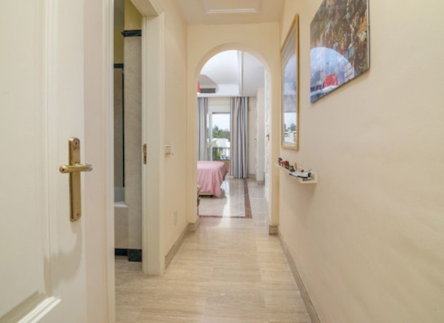 Resale - Apartment - Marbella - Costa del Sol