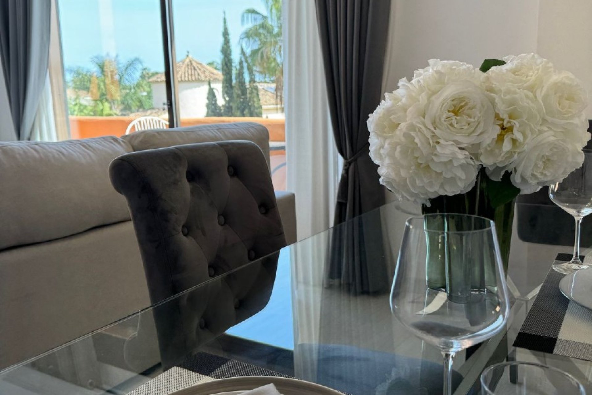 Resale - Apartment - Marbella - Costa del Sol