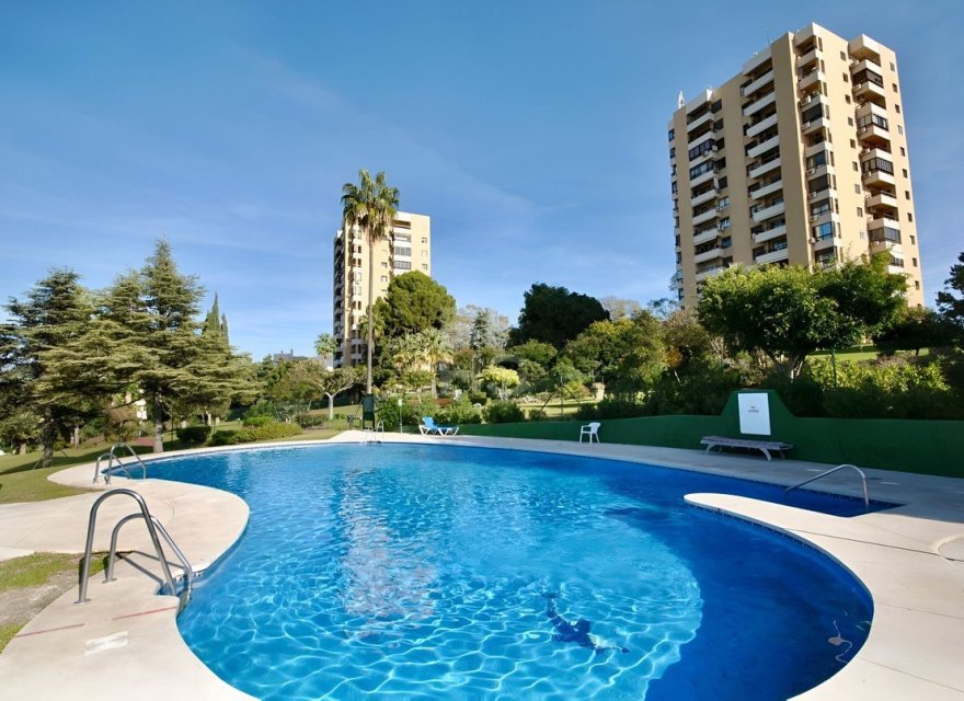 Resale - Apartment - Marbella - Costa del Sol