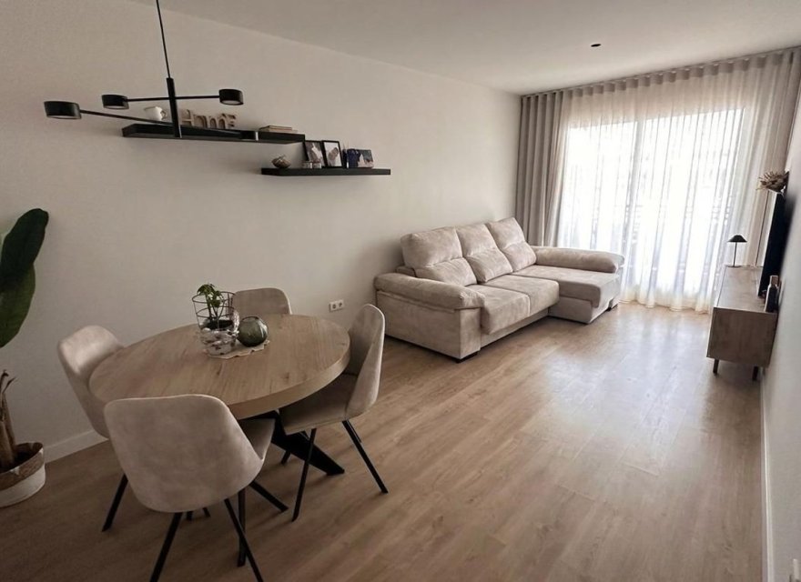 Resale - Apartment - Monforte del Cid - Font del llop