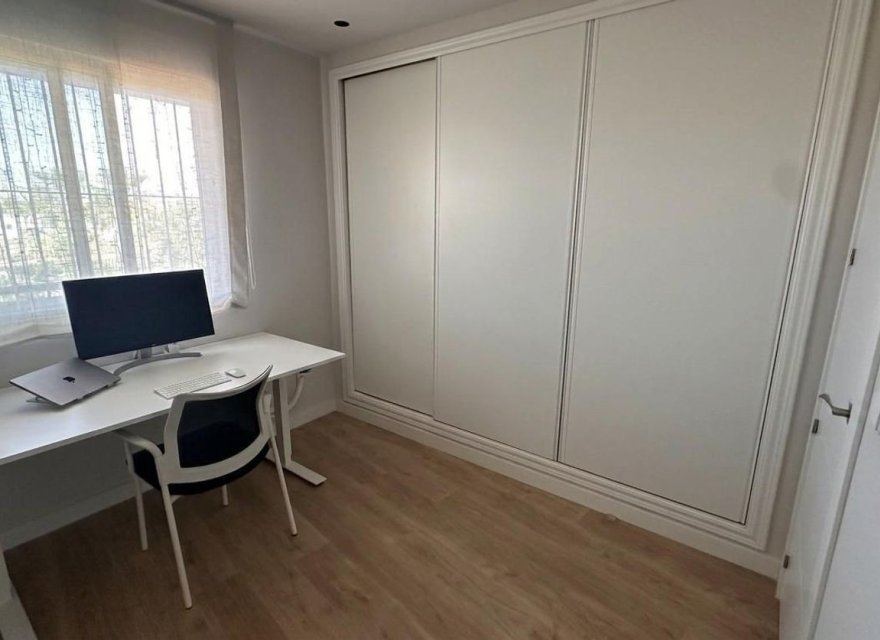 Resale - Apartment - Monforte del Cid - Font del llop