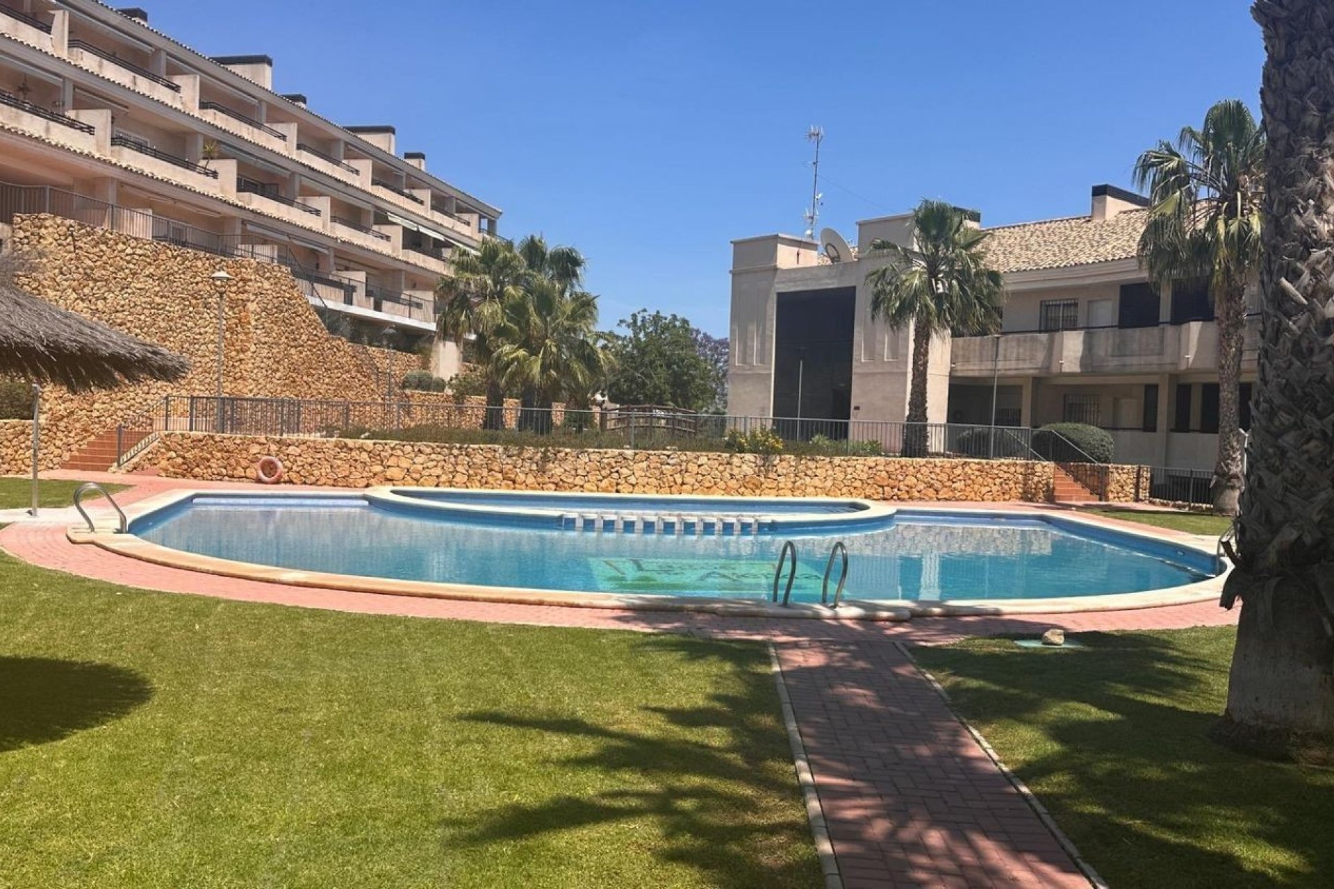 Resale - Apartment - Monforte del Cid - Font del llop