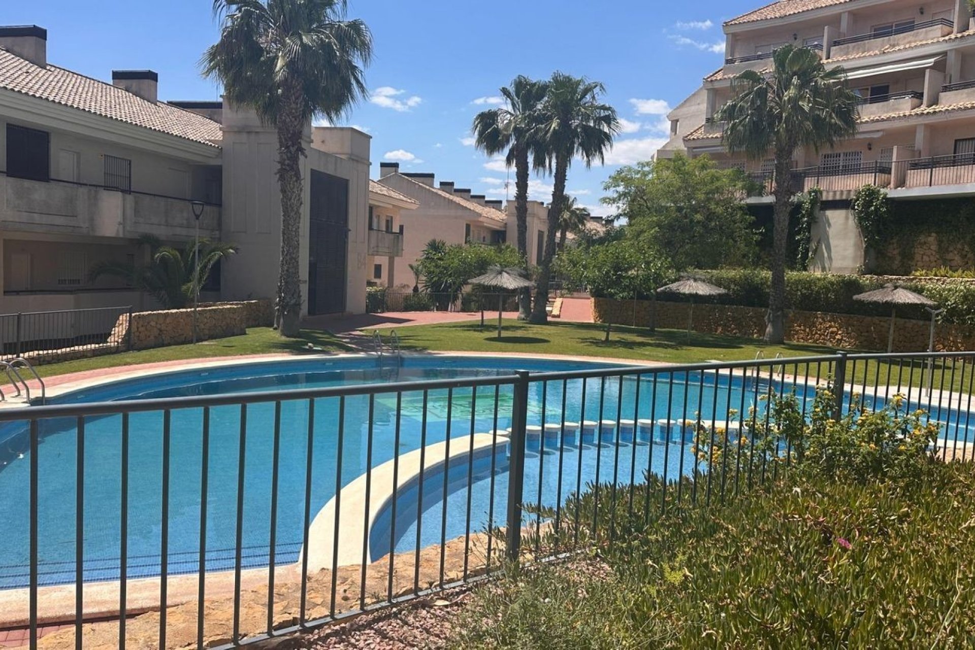Resale - Apartment - Monforte del Cid - Font del llop