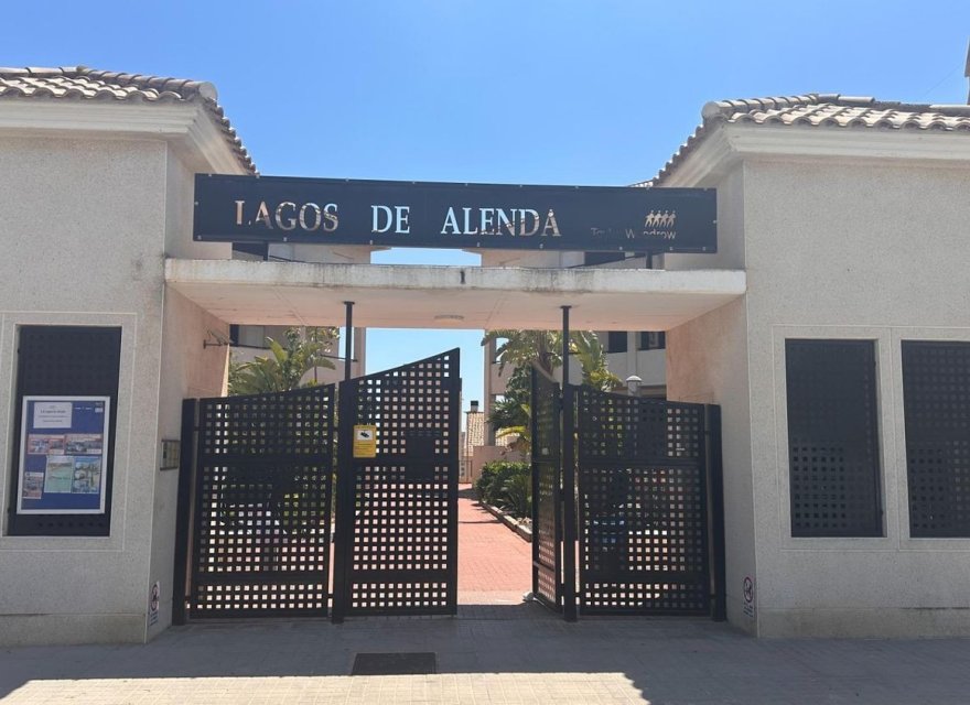 Resale - Apartment - Monforte del Cid - Font del llop