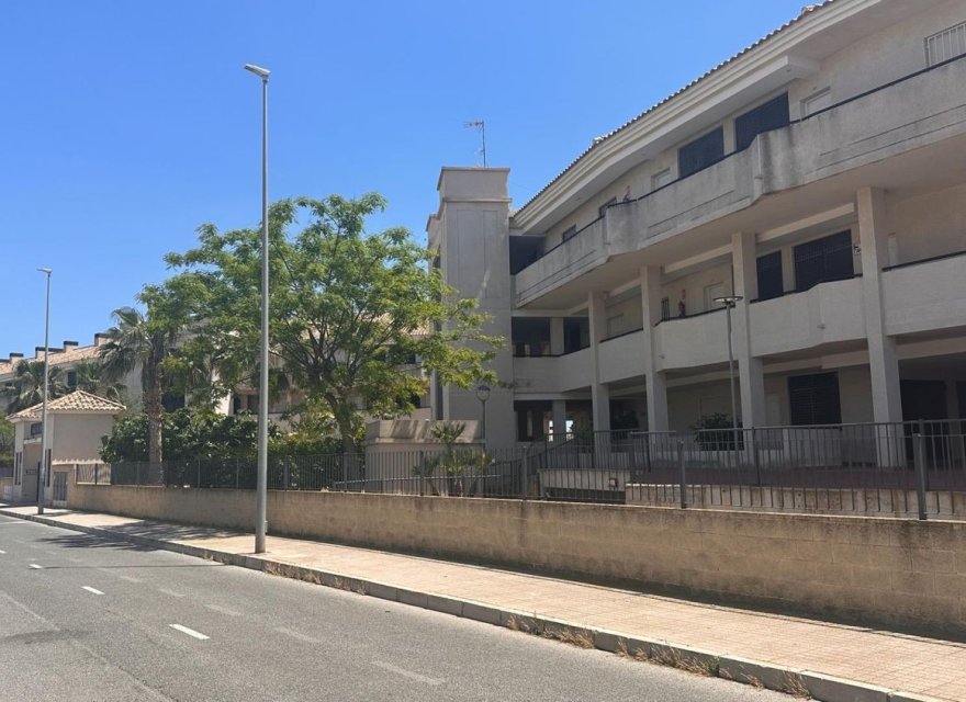 Resale - Apartment - Monforte del Cid - Font del llop