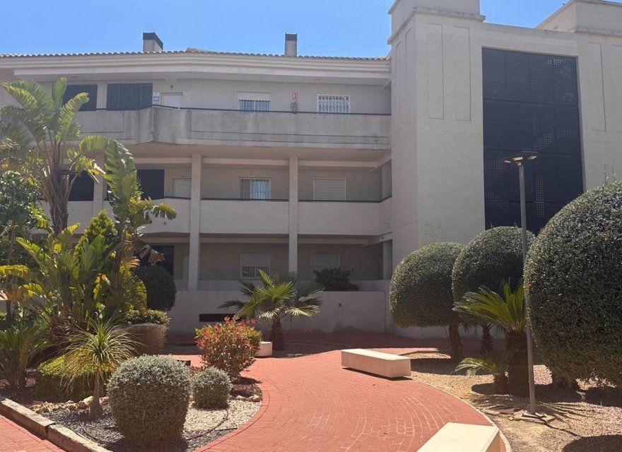 Resale - Apartment - Monforte del Cid - Font del llop