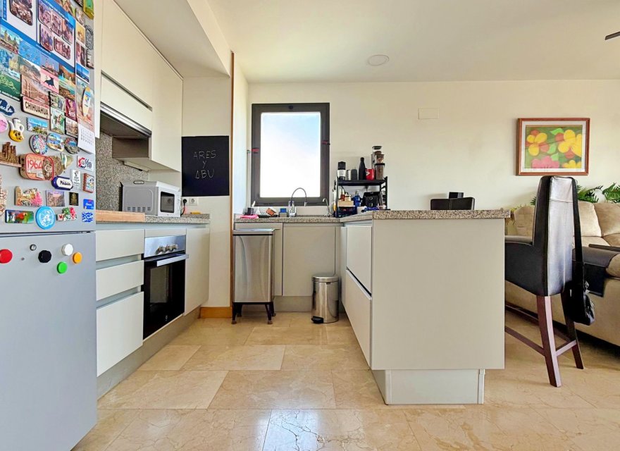 Resale - Apartment - Orihuela Costa - Campoamor