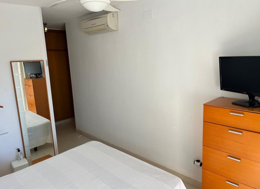 Resale - Apartment - Orihuela Costa - Campoamor