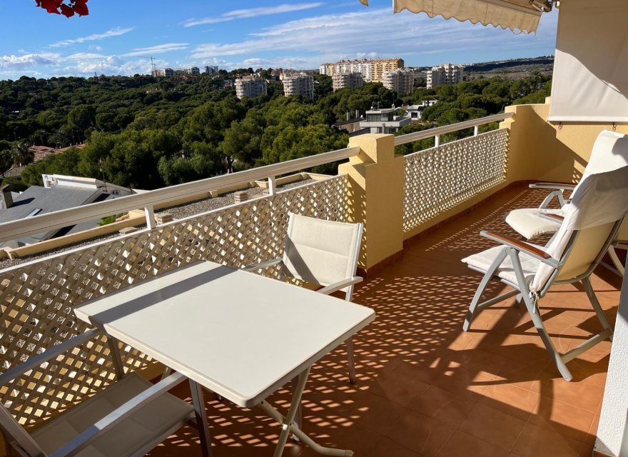 Resale - Apartment - Orihuela Costa - Campoamor