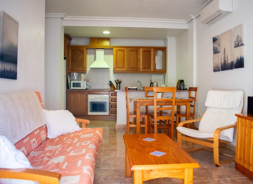 Resale - Apartment - Orihuela Costa - Campoamor