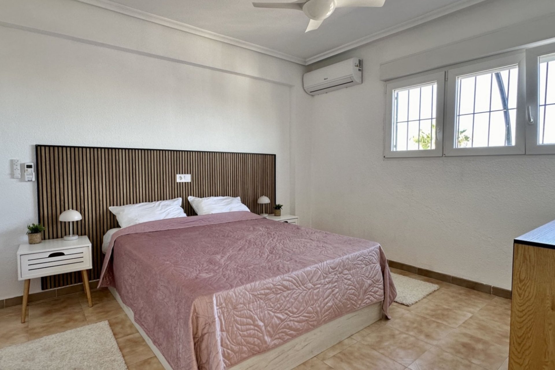 Resale - Apartment - Orihuela Costa - Costa Blanca