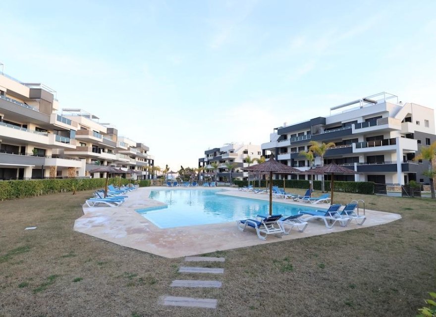 Resale - Apartment - Orihuela Costa - Costa Blanca