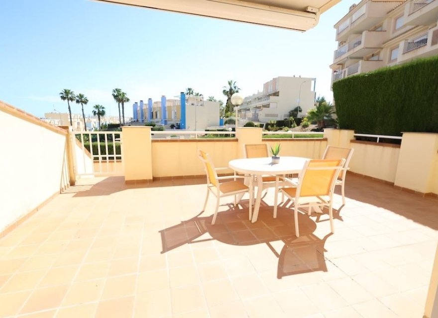 Resale - Apartment - Orihuela Costa - Costa Blanca