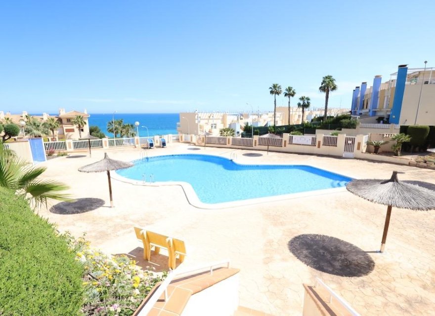 Resale - Apartment - Orihuela Costa - Costa Blanca