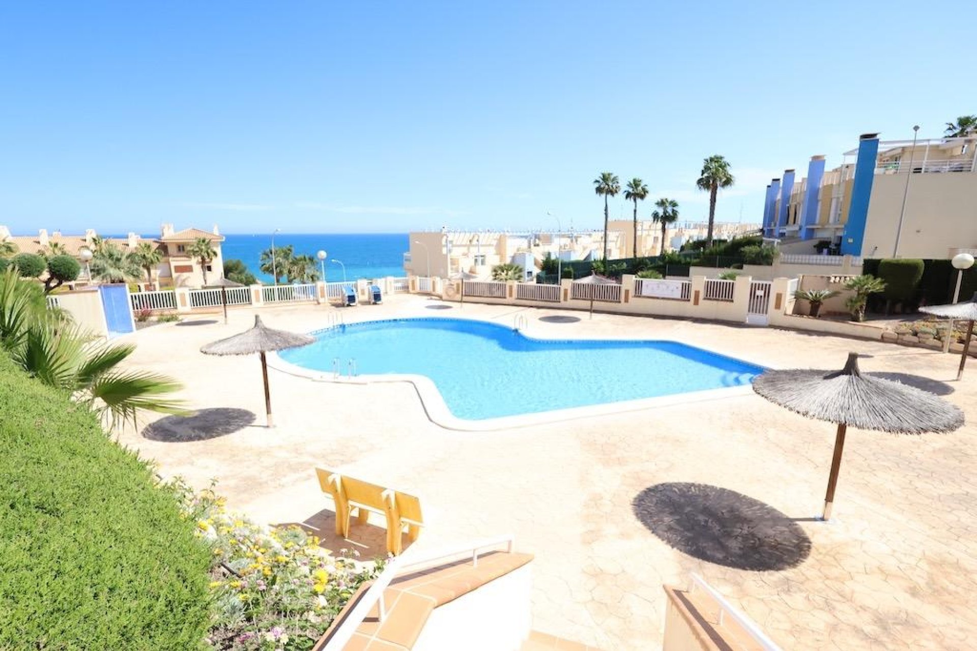 Resale - Apartment - Orihuela Costa - Costa Blanca
