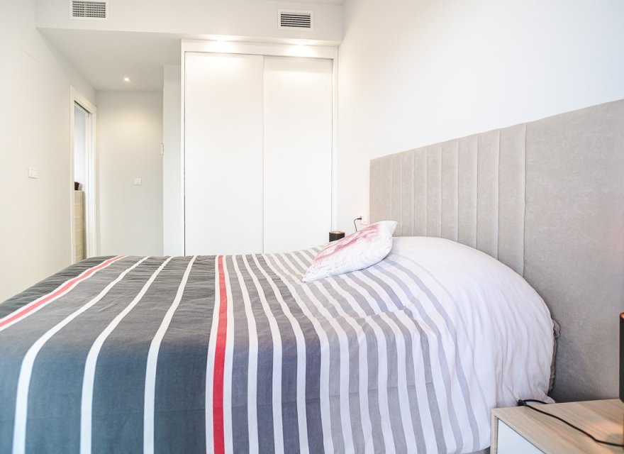 Resale - Apartment - Orihuela Costa - Costa Blanca