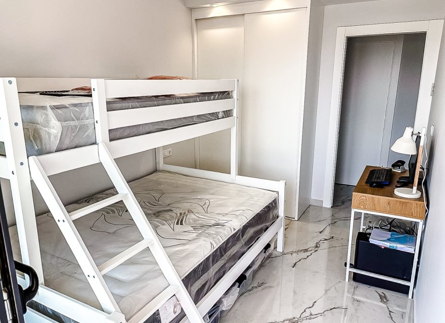 Resale - Apartment - Orihuela Costa - Costa Blanca