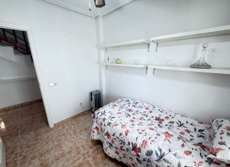 Resale - Apartment - Orihuela Costa - La Regia