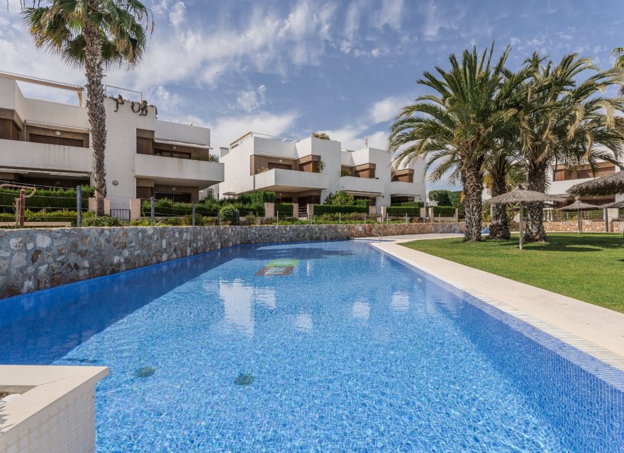Resale - Apartment - Orihuela Costa - La Zenia