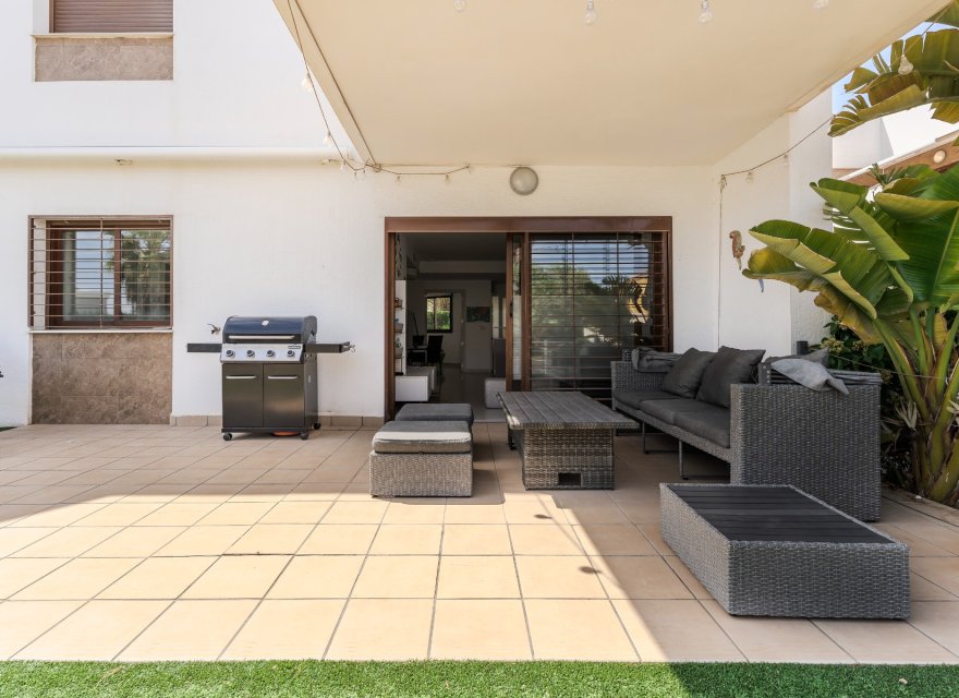 Resale - Apartment - Orihuela Costa - La Zenia