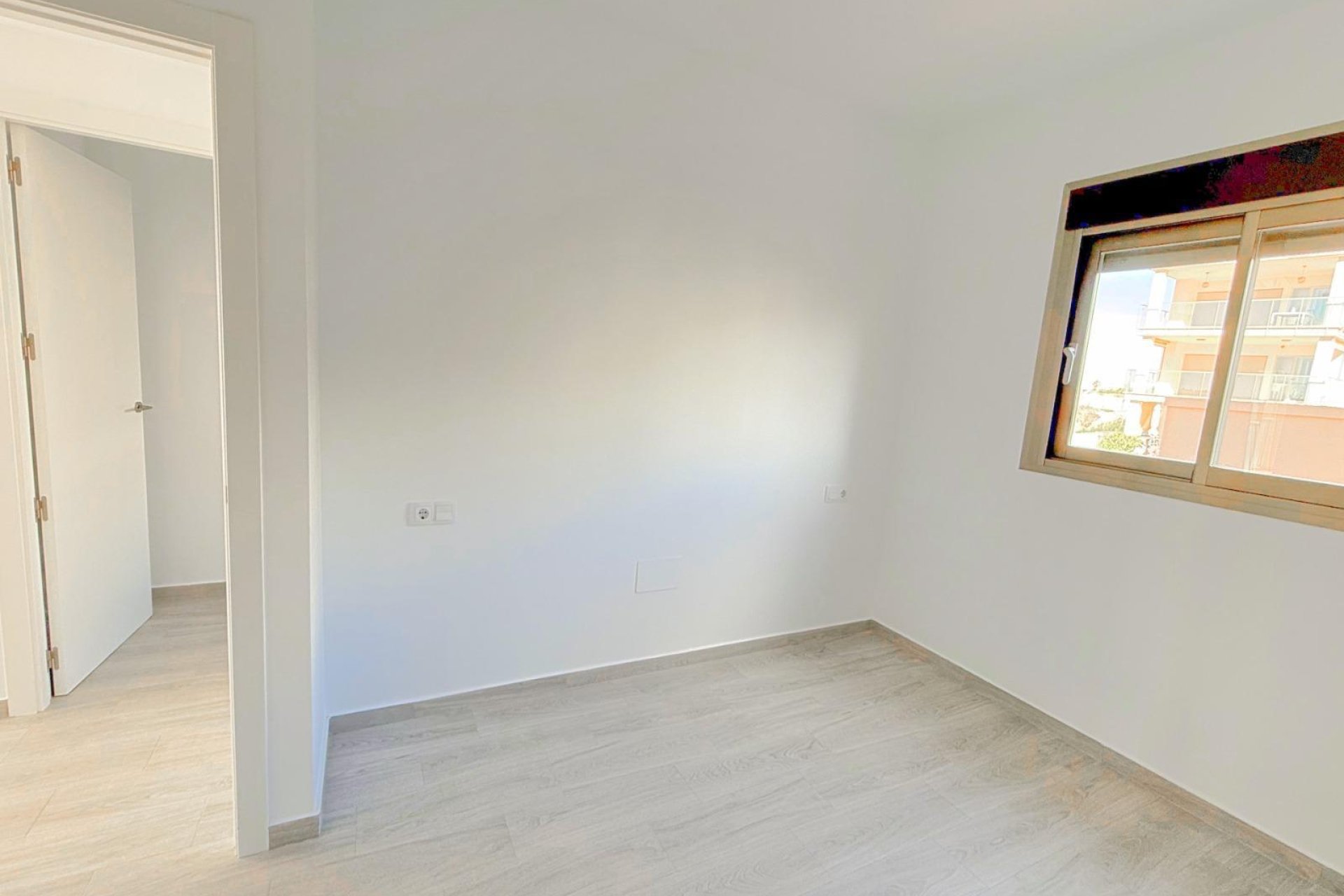 Resale - Apartment - Orihuela Costa - La Zenia