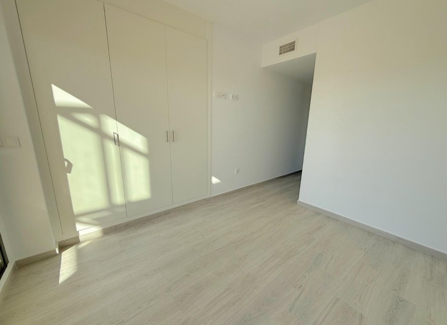 Resale - Apartment - Orihuela Costa - La Zenia