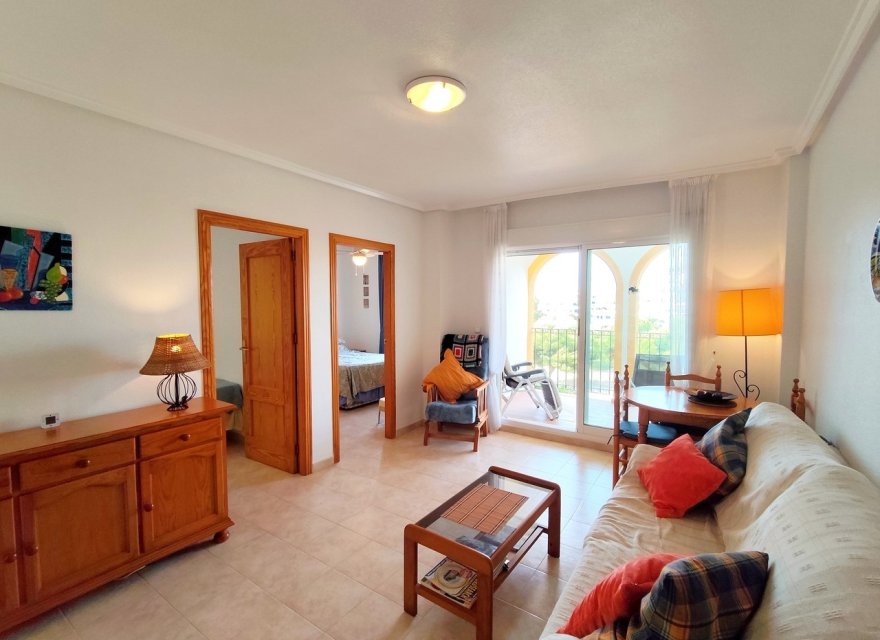 Resale - Apartment - Orihuela Costa - La Zenia