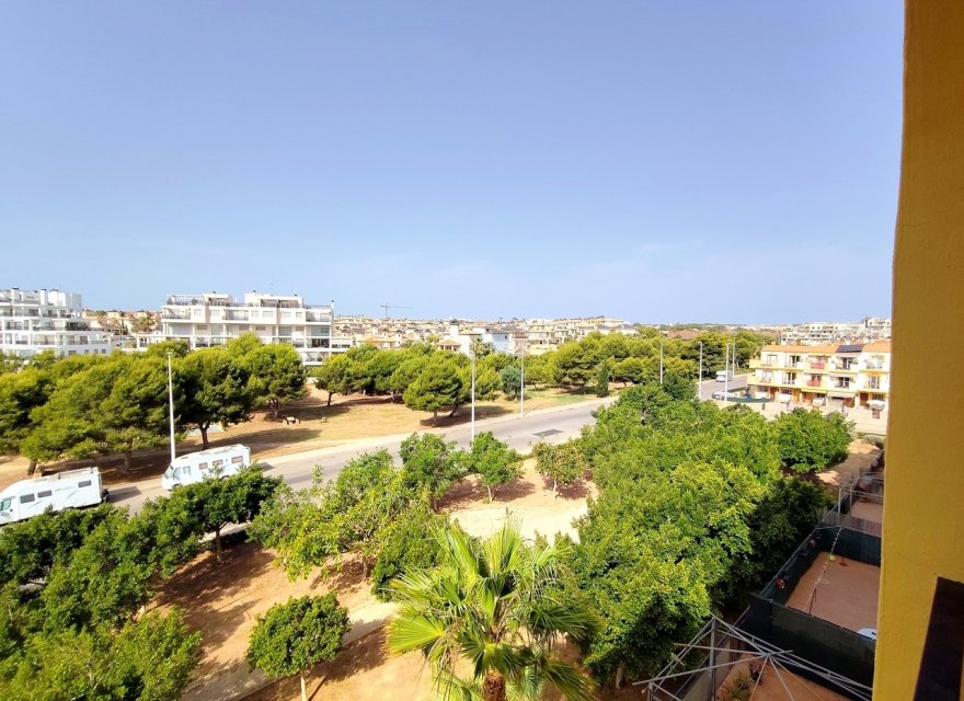 Resale - Apartment - Orihuela Costa - La Zenia