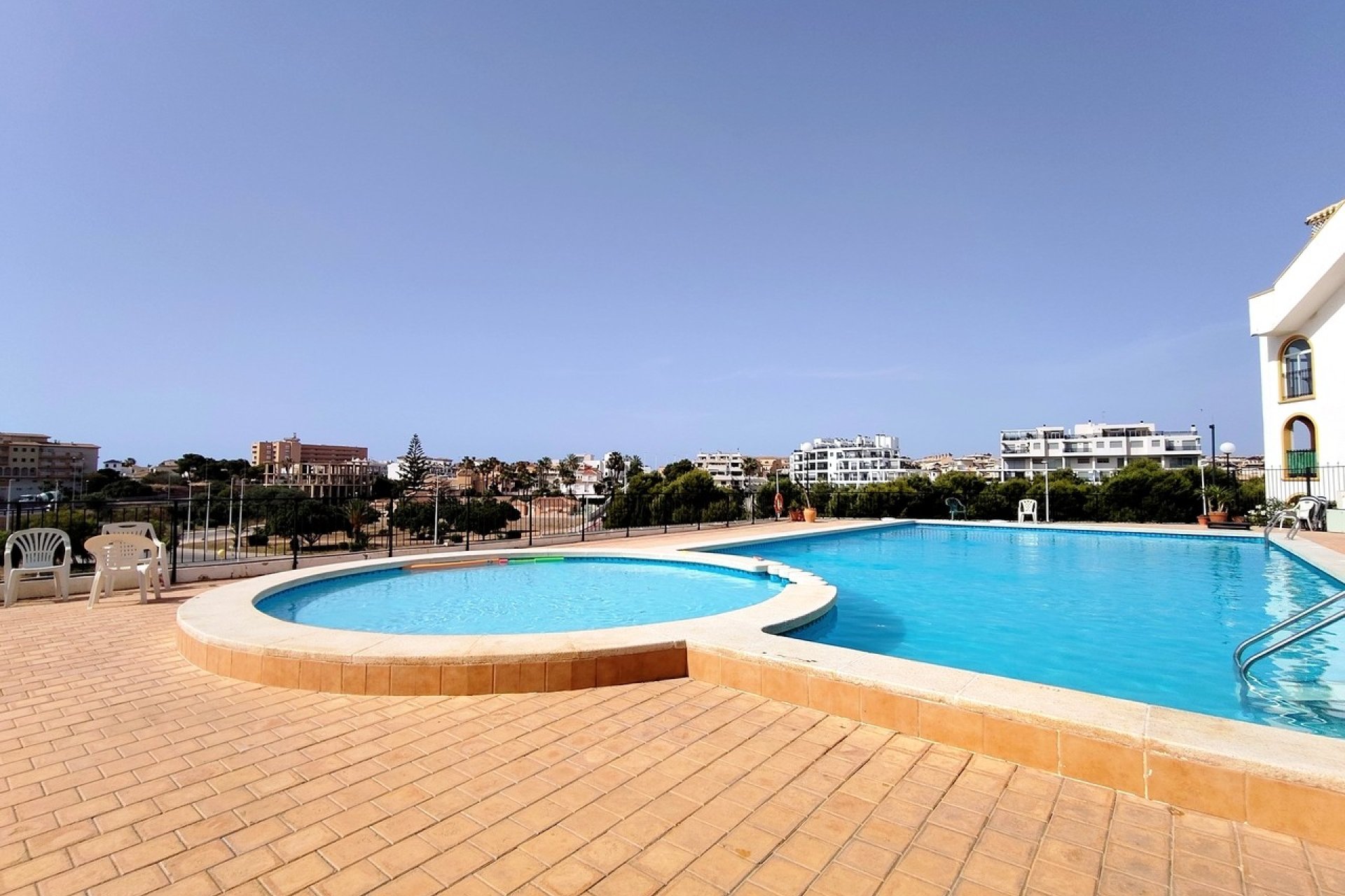 Resale - Apartment - Orihuela Costa - La Zenia