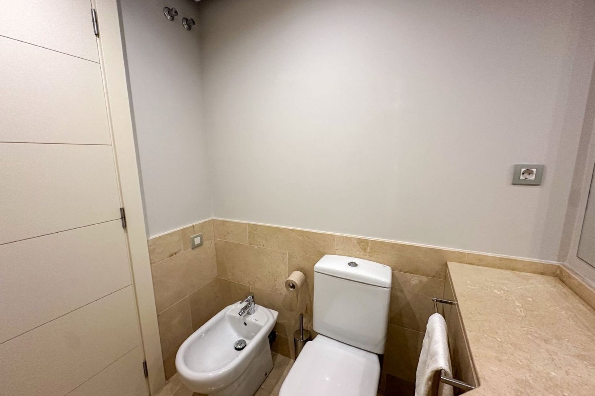 Resale - Apartment - Orihuela Costa - Las Colinas Golf
