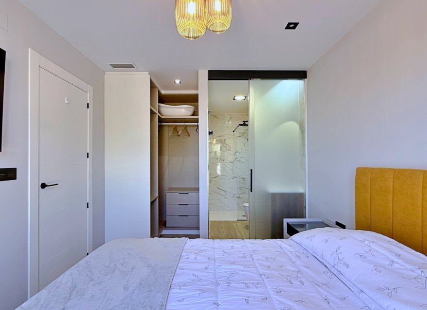 Resale - Apartment - Orihuela Costa - Punta Prima