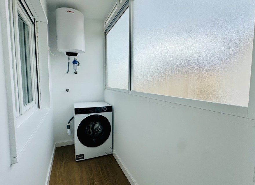Resale - Apartment - Orihuela Costa - Punta Prima